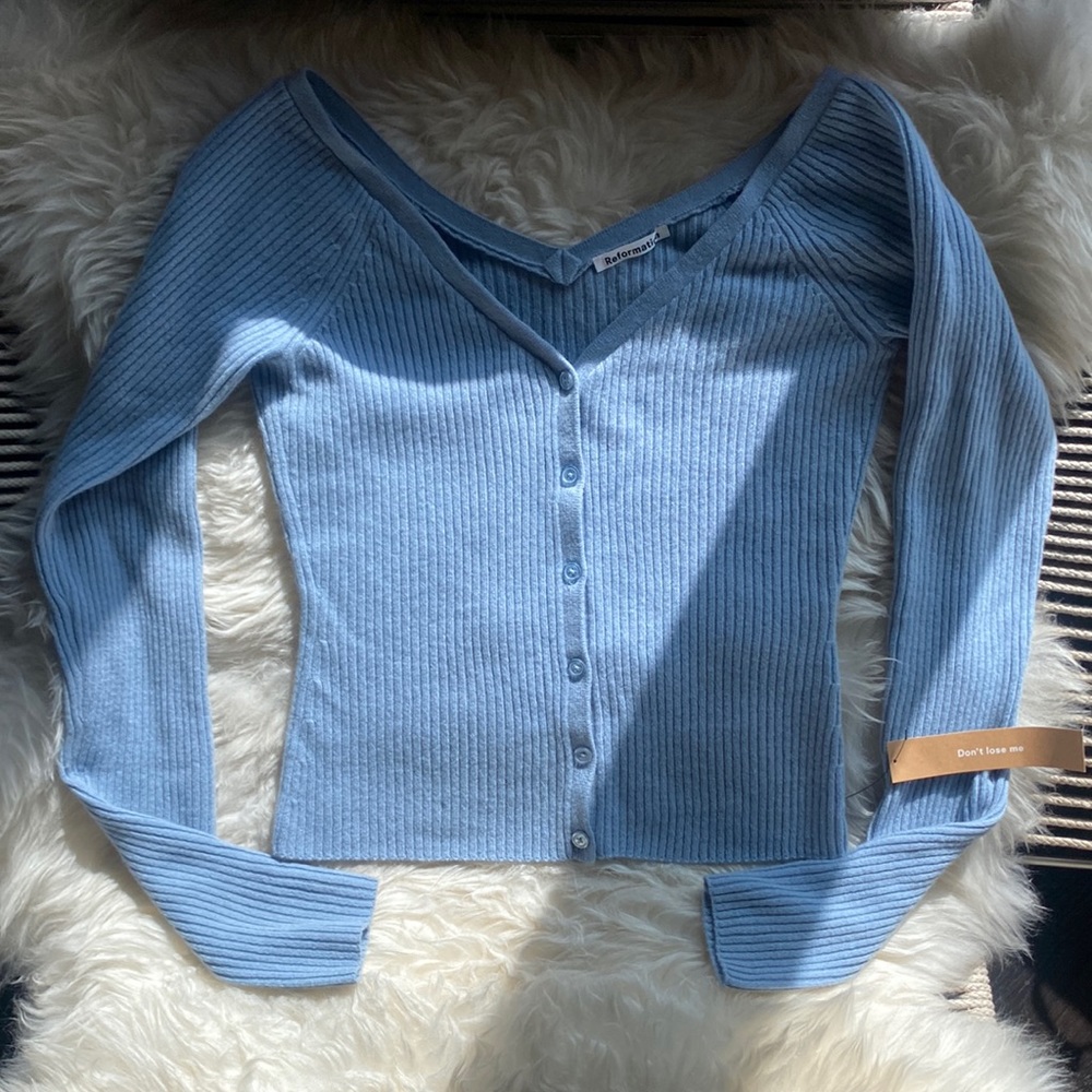 NWT Reformation Cashmere Cropped Double V Cardigan baby blue Size S - Picture 5 of 5